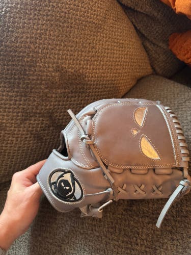 Shadow Custom pitchers glove New)