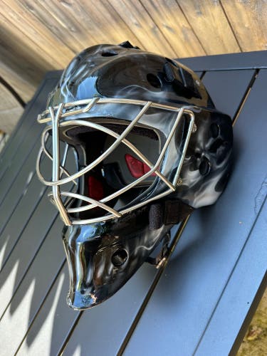 Senior Bauer NME 7 Goalie Mask (Used)