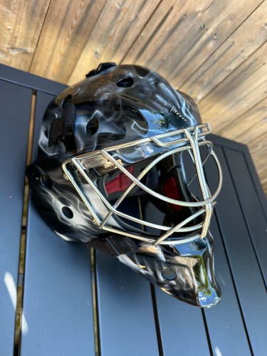 Senior Bauer NME 7 Goalie Mask (Used)