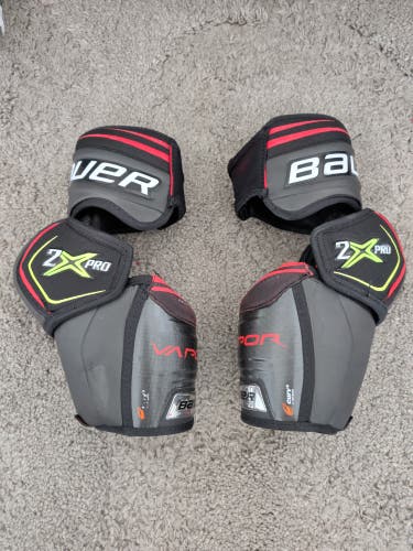 Senior Medium Bauer Vapor 2X Pro Elbow Pads (Used)