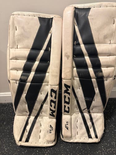26" CCM Goalie Leg Pads (Used)