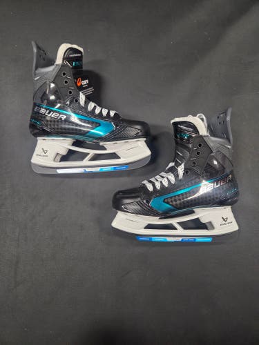 2026 Bauer Supreme Fuse Hockey Skates Regular Width 8.5 Fit 2(New)