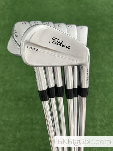 Titleist T250 25 Forged Iron Set 4-P / True Temper AMT Black Stiff