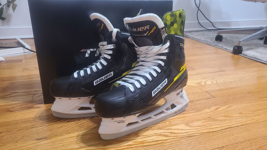 Bauer Supreme M3 Hockey Skates 10 EE
