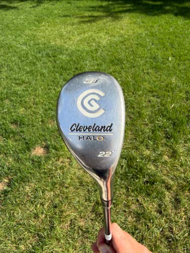 Cleveland Halo 3 Hybrid 22 Graphite Regular Flex 40.25" NICE