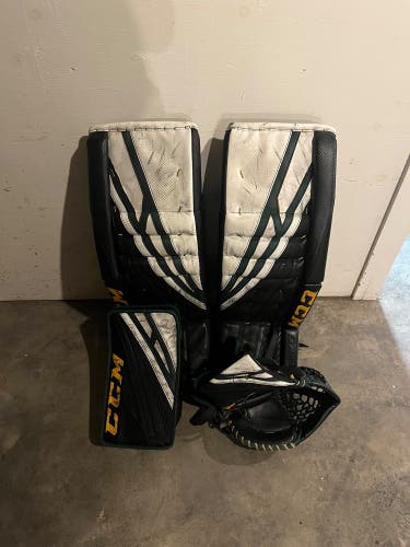 33" CCM Extreme Flex 4 Goalie Leg Pads (Used)