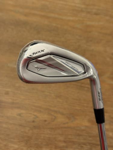 *BRAND NEW* Mizuno JPX 925 Hot Metal 4-iron - N.S. Pro 950 GH R shaft (regular)