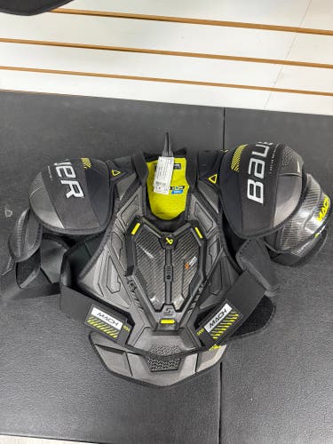 Medium Senior Bauer Supreme Mach Shoulder Pads (New)
