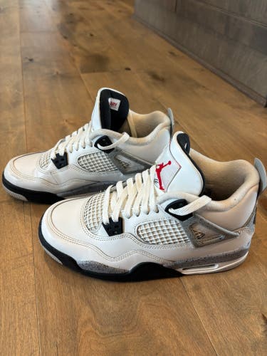 White/Cement Size 6.5Y Big Kids/Youth Air Jordan 4 Retro Shoes (Used)