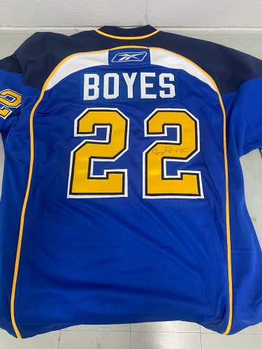 BRAD BOYES autographed Blues jersey