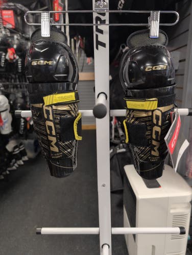 Youth CCM Tacks AS-V Pro Shin Pads (New)