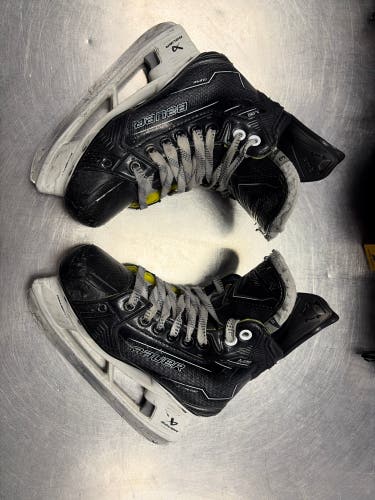 2024 Bauer Supreme M50 Pro Hockey Skates Size 3 (Used)