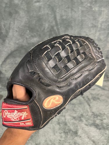 Black Rawlings Heart of the Hide RH Pitcher's Baseball Glove 11.75" (Used)
