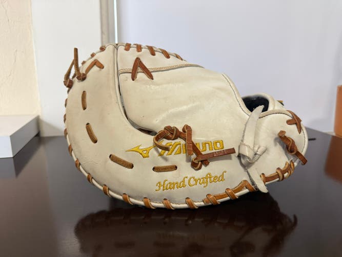 Mizuno Prospect Select RH First Base Softball Glove 12.5" (Used)