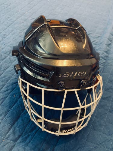 Youth Bauer Re-Akt 100 Helmet (Used)