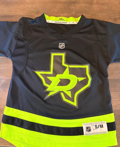 Dallas Stars S/M Youth Hockey Jersey