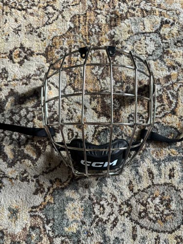 Large CCM FM580 Full Cage (Used)