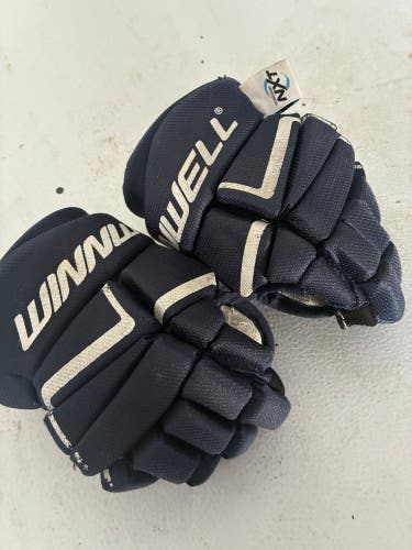 Winnwell Gloves 8" (Used)