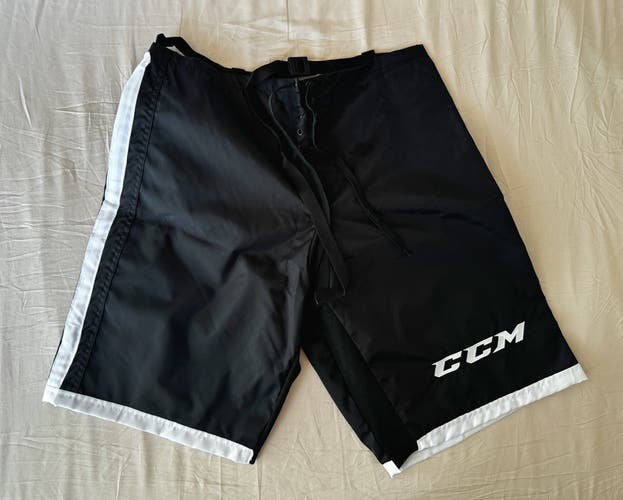 Chicago Blackhawks Winter Classic Pro Stock CCM PP10 NHL Hockey Pant Shell Size Medium NWT