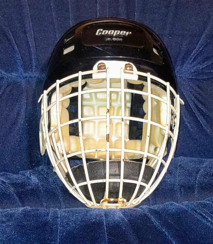 Classic Cooper SK600 goalie combo (used)