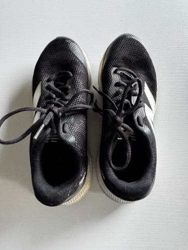 Black Unisex 3.5Y (Big Kids / Youth) Youth New Balance Shoes (Used)