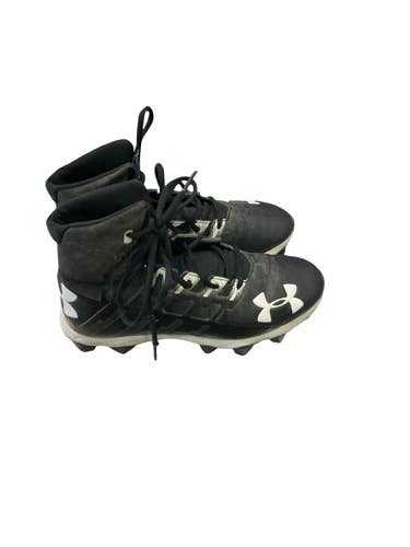 Under Armour Football Cleats Junior 05.5 11859-S000033402