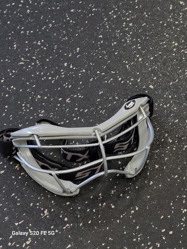 Used STX 4 SIGHT PLUS S Lacrosse Facial Protect Grey Senior 11849-S000044083
