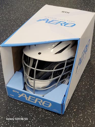 Used STX AERO D30 Lacrosse Helmet White One Size 11849-S000044090