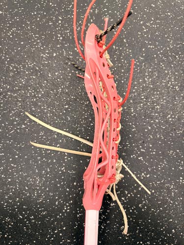 Used Maverik TWIST Wmn Atk/Mid Complete Stick Pink 11849-S000043809