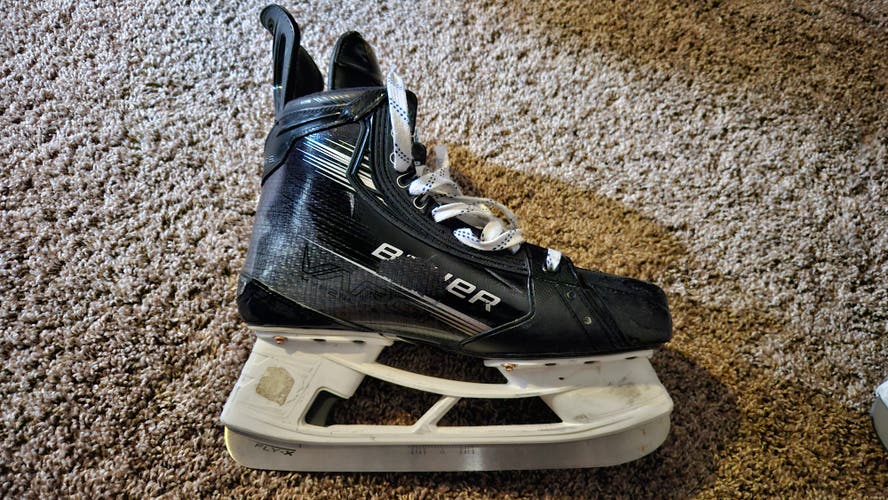 Bauer Hyper2Lite Skates Fit 1 Pro Stock 8.5 (Used)