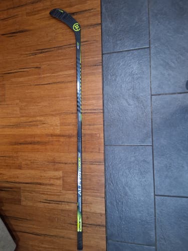 Senior Warrior Alpha Force Pro Right Handed Hockey Stick P28 85 Flex (Used)