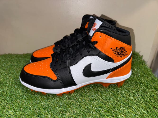 Mens 8.5 Nike Air Jordan 1 Mid TD Football Cleats Shattered Backboard FJ6805-801
