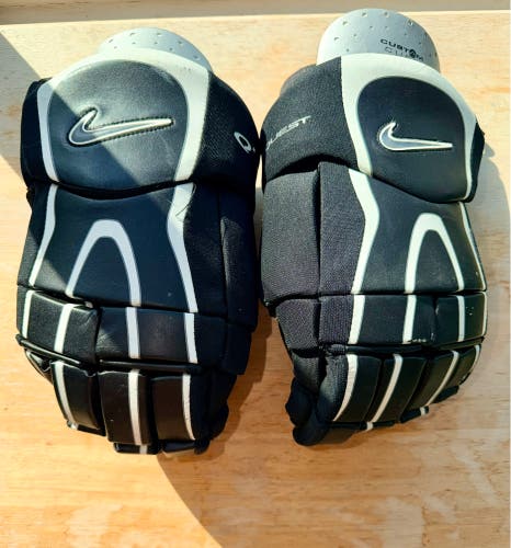 Nike Quest 3 Gloves 14"