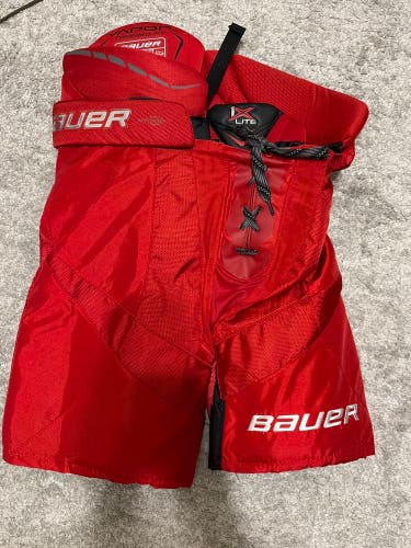 Men's Senior Small Bauer X Hockey Pants (New)