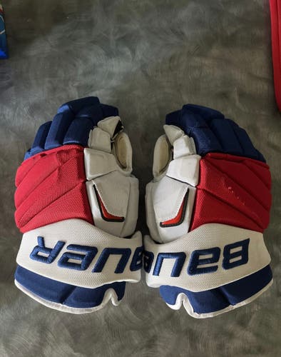 Used Bauer Vapor APX2 Pro Gloves 14"