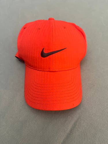 Nike Golf Legacy91 Dri-Fit StrapBack Hat Adjustable Red  Black OSFA Sportswear
