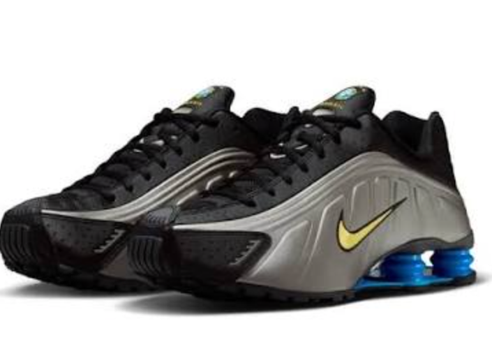 Size 11.5 - Nike Shox R4 Brazil MENS IO8134-001