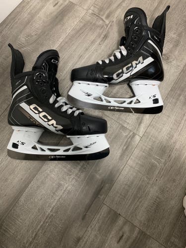 CCM Tacks XR70 Hockey Skates Extra Wide Width 7 (Used)