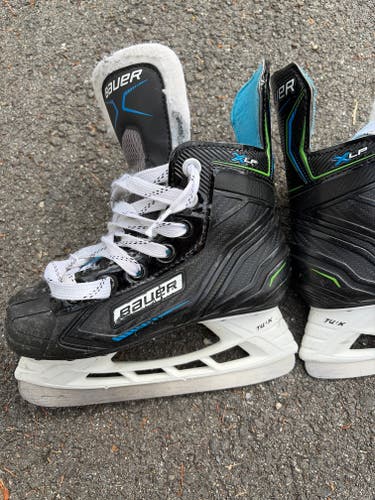 Bauer Hockey Skates (Used)