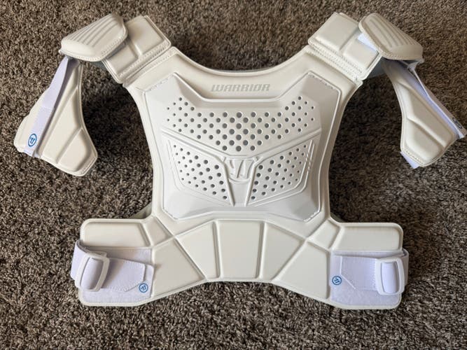 Warrior Evo Shoulder Pads - Medium (Like New)
