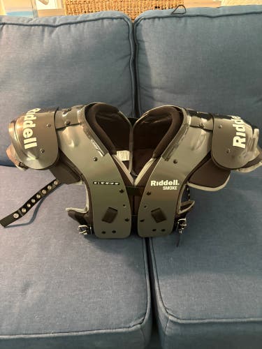 Adult Large Riddell Smoke AP Shoulder Pads - New