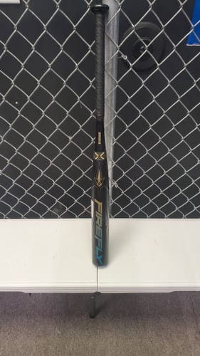 2023 Easton Firefly Composite Bat (-12) 17 oz 29" (Used)