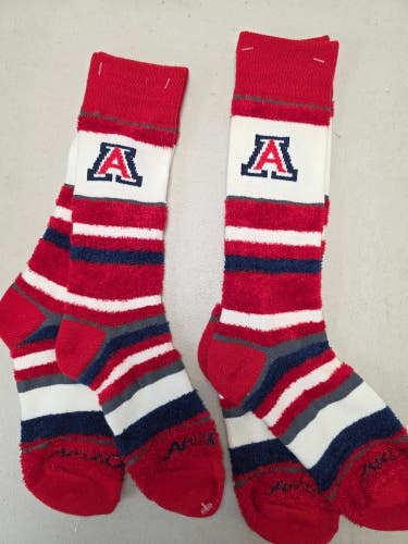 ST1 Mens NCAA ARIZONA WILDCATS Crew Socks Lot of 2 Pair MEDIUM New
