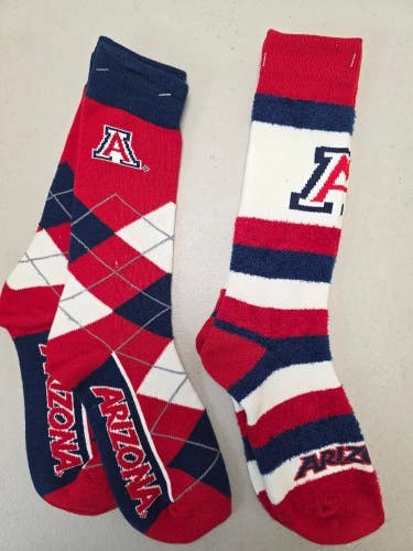 ST8 Mens NCAA ARIZONA WILDCATS Crew Socks Lot of 2 Pair MEDIUM New