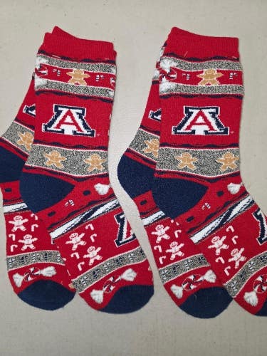 ST6 Mens NCAA ARIZONA WILDCATS Crew Socks Lot of 2 Pair MEDIUM New