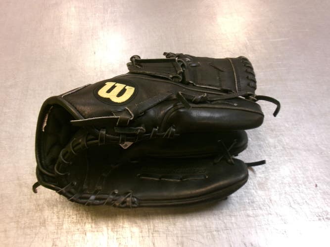 Used Wilson A200 BB/SB Glove RH Throw Black 11 3/4" 11339-S000206836