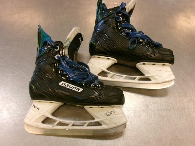 Used Bauer XLP Junior Hockey Skate Junior 02 11339-S000206826