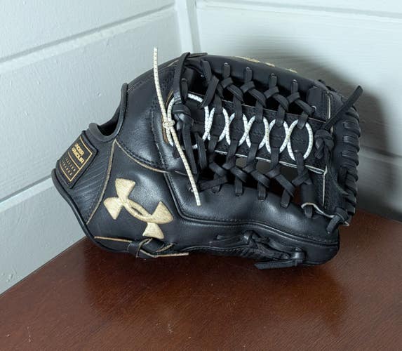 Under Armour FLAWLESS Professional 11.75 Modified Trapeze Baseball Glove