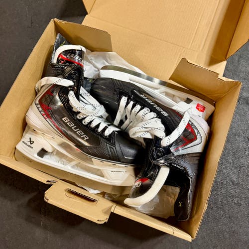 Bauer Vapor Fly40 Hockey Skates Size 5.0 New