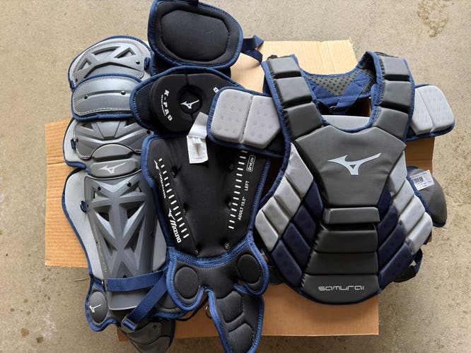 Gray Mizuno Samurai Catcher's Set (New)